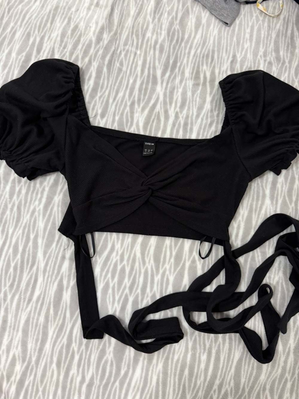 SHEIN Black Twist-Front Puff Sleeve Crop Top with Wrap Ties